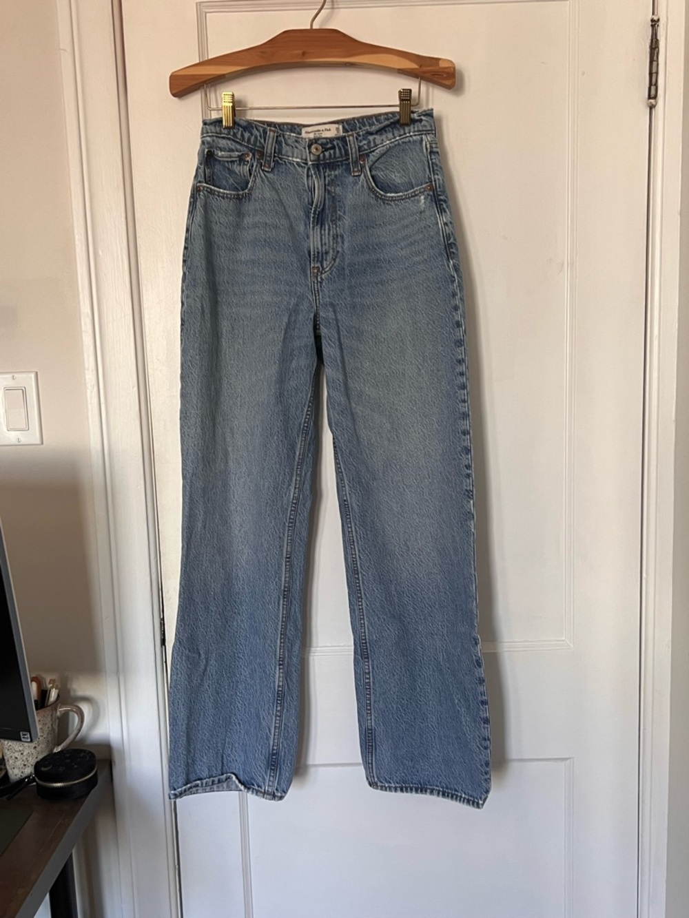 Abercrombie & Fitch Light Wash “The Loose” High Rise Jeans